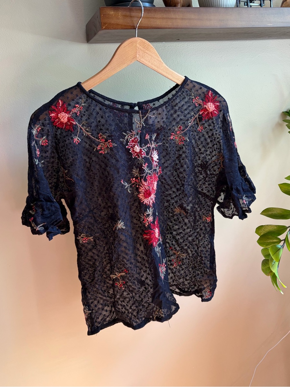 Maeve Anthropologie embroidered floral ruffle shirt